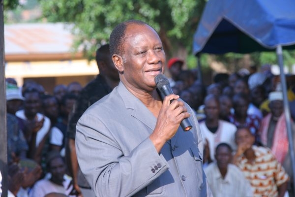 Alassane Ouattara, Rdr, face à la presse : “Voici comment je vais trouver les 12.000 milliards”